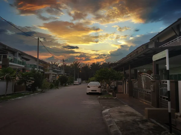 Perak Malásia Julho 2020 Bela Cena Céu Matinal Fila Casas — Fotografia de Stock