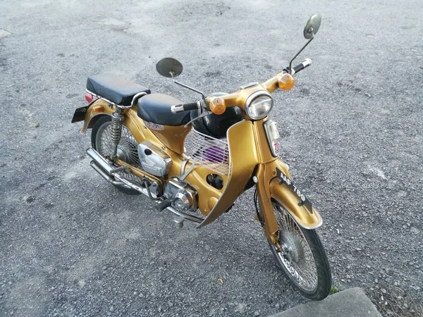 Perak Malaysia August 2020 Scene Old Honda Club 70Cc Motorcycle — Stock Photo, Image