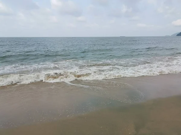 Ombak Laut Adegan Oleh Pantai — Stok Foto