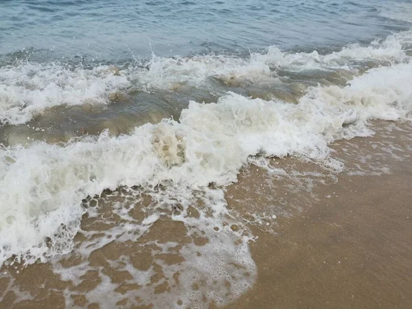 Havsvågor Scen Vid Stranden — Stockfoto