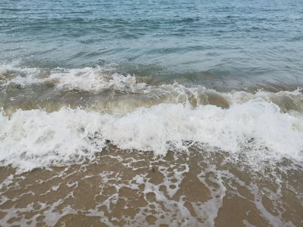 Ondas Mar Cena Pela Praia — Fotografia de Stock