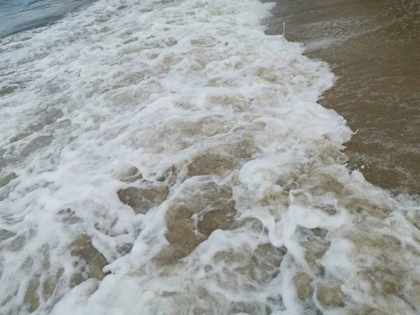 Fale Morskie Scena Przy Plaży — Zdjęcie stockowe