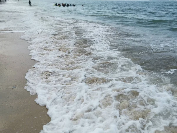 Ondas Mar Cena Pela Praia — Fotografia de Stock