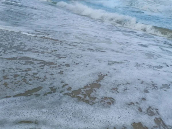 Ondas Mar Cena Pela Praia — Fotografia de Stock