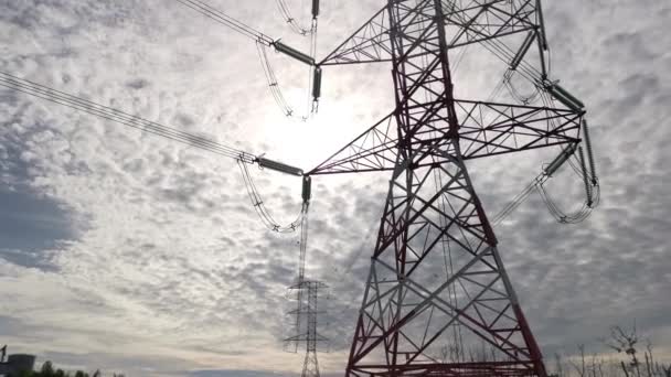 Imagens Olhar Para Torre Fornecimento Energia Elétrica Alta — Vídeo de Stock