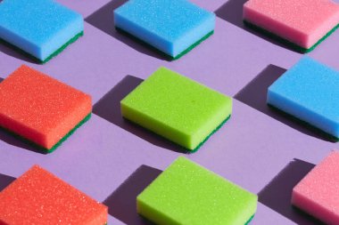 mantıksal düşünme. birçok paralel sünger bir desen