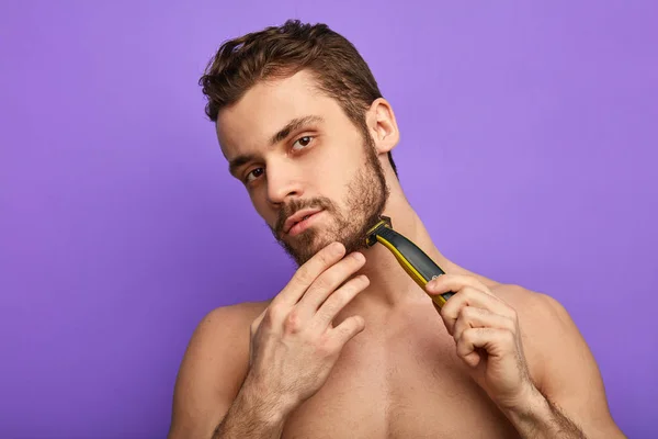 Rasiermesser, das eine schöne glatte Rasur bietet — Stockfoto