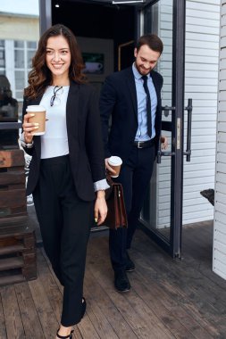 başarılı iş adamları işlerini bitirdiler