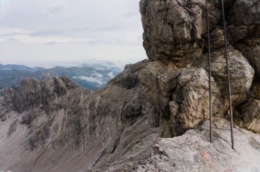 Dağa tırmanmak merdiven merdiven