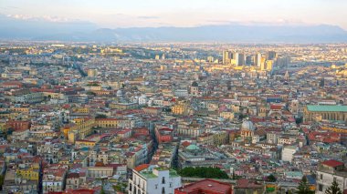 napoli tarihi merkezinin havadan görünümü