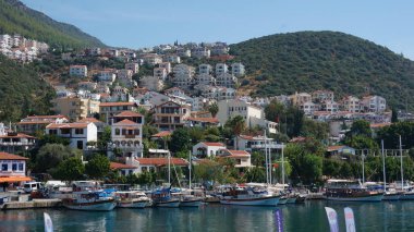 Kaş ya da Türkiye'nin Akdeniz sahil üzerinde Kash limanda
