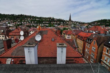 Stuttgart eski şehir Meydanı şehrin güneyinde bir kilisede ile görünümünü