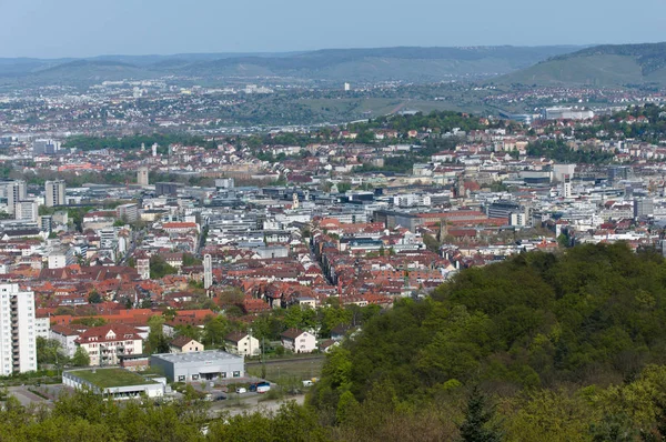 Widok na Stuttgart, Niemcy z punktu widokowego Birkenkopf — Zdjęcie stockowe