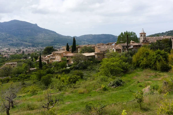 Este es el pueblo de Biniaraix . — Foto de Stock