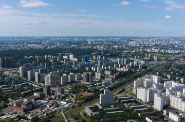 Moskova'nın yukarıdan görünümü, televizyon kulesinin tepesinden