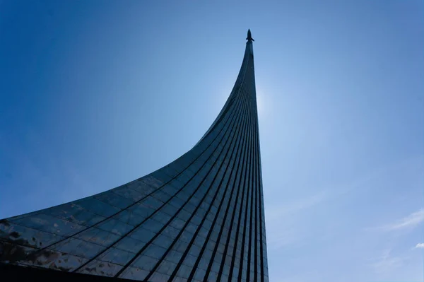 Museo commemorativo di Cosmonautica obelisco in Mosca Russia — Foto Stock