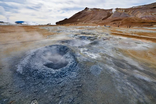 Zlanda Nın Kuzeyinde Myvatn Gölü Kıyısında Jeotermal Gölü Ile Birlikte — Stok fotoğraf