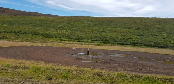 2020 Yazında Zlanda Krafla Elektrik Santrali Yakınlarında Jeotermal Olarak Isıtılmış — Stok fotoğraf