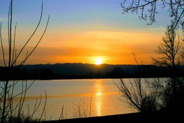 Günbatımı Columbia Nehri