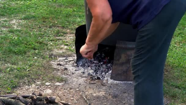 Old Way Making Apple Jam Campfire — Stock Video