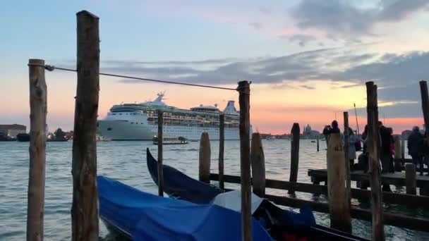 Venedik Venezia Gemisi Laguna Veneta Ekim 2019 Gün Batımında Denize — Stok video