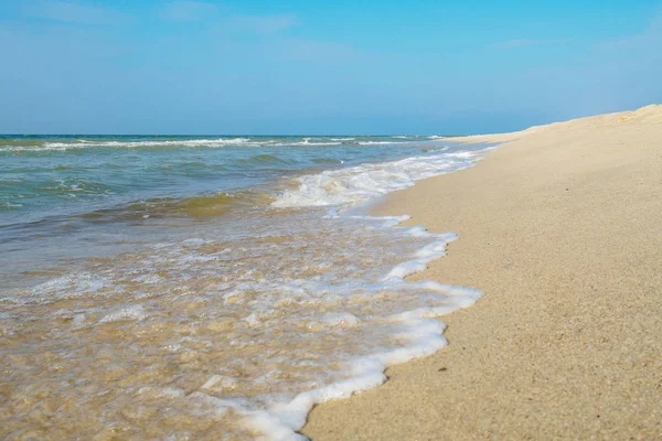 Surf Linie Baltského Moře Slunečného Dne — Stock fotografie