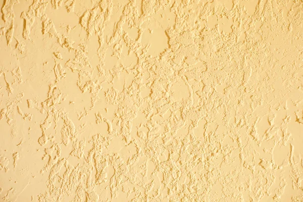 Sand color textured plastered wall. Fresh otvetka in commercial premises, designer renovation in the house — Stock Photo, Image