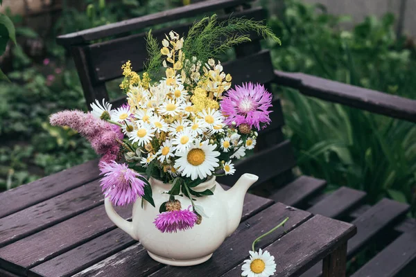 Old Little Rustic Teapot Wildflowers Wooden Table Toned — Stock Photo, Image