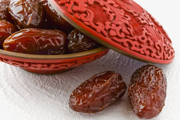 Close Medjool Dates Bowl Close White Background — Stock Photo, Image