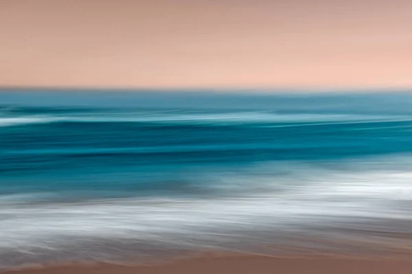 Paisaje Marino Abstracto Con Movimiento Panorámica Borrosa Colores Azul Rosa — Foto de Stock