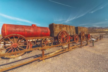 Wagon Train Harmony Borax 'da Ölüm Vadisi Milli Parkı 'nda çalışıyor