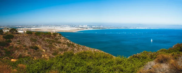 San Diego Körfezi. Cabrillo Ulusal Anıtı, Kaliforniya 'dan panoramik manzara