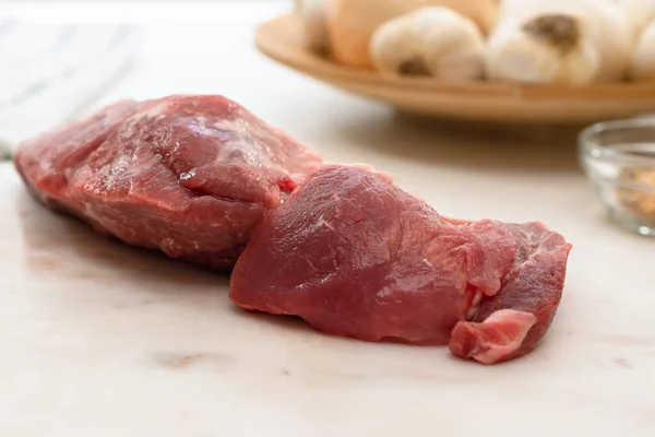 Vers Rauw Varkensvlees Enkele Ingrediënten Voor Marinade Close Een Marmeren — Stockfoto