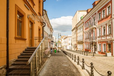 Minsk / Belarus - 5 Eylül 2019 Zybickaya Caddesi, Minsk Downtown. Mimarlık, sokak manzarası, insanlar, şehir hayatı..