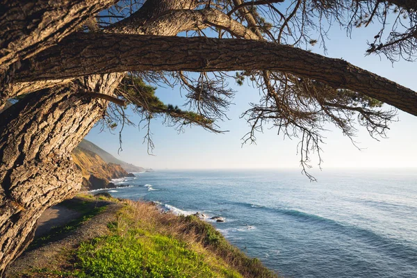 カリフォルニア海岸線のビッグサー 風景画 有名なカリフォルニア州道1号線 モントレー郡 — ストック写真