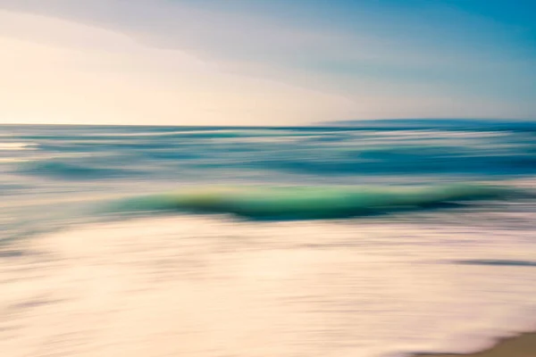 Ηλιοβασίλεμα Πάνω Από Θάλασσα Αφηρημένη Θαλασσογραφία Γαλάζια Χρώματα Ηρεμία Χαλάρωση — Φωτογραφία Αρχείου