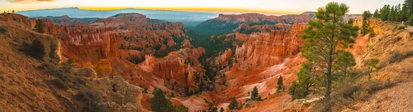 Bryce Kanyonu Üzerinde Gün Doğumu Panoramik Manzara Güzel Sonbahar Sezonu — Stok fotoğraf