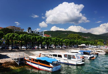 Stresa, ünlü tatil üzerinde Batı Maggiore Gölü kıyısındaki, İtalya, Europe sahnede yaz