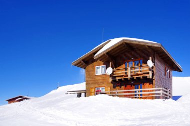 Fagaras Dağları'nda çarpıcı kış manzarası ile ünlü Balea beldesinde thecarpathians Transilvanya, Romanya, Europe