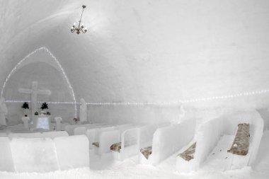 Fagaras dağlar, Transilvanya, Romanya, Avrupa'nın donmuş Balea gölde ünlü buz otel