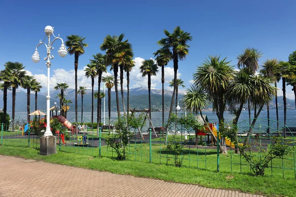 Summer Scene Stresa Famous Resort Western Shore Maggiore Lake Italy — Stock Photo, Image