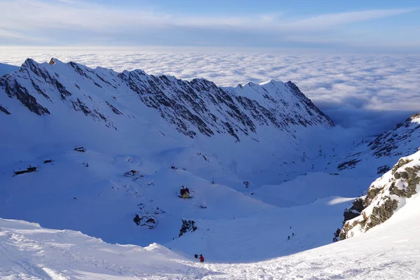 フグラシ山 ルーマニア ヨーロッパの冬の風景 — ストック写真