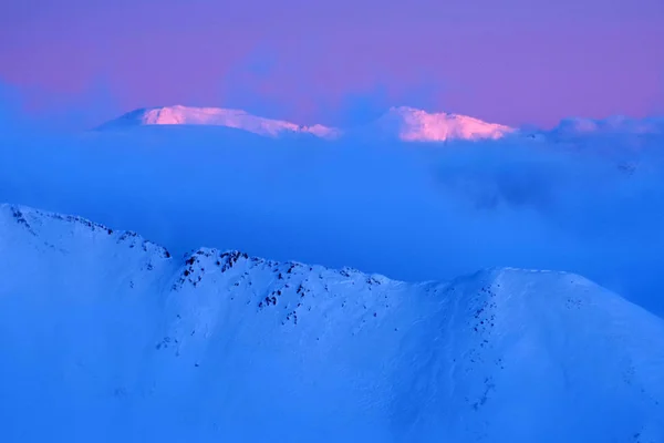 Zima Krajobraz Europie Fagaras Góry Rumunia — Zdjęcie stockowe