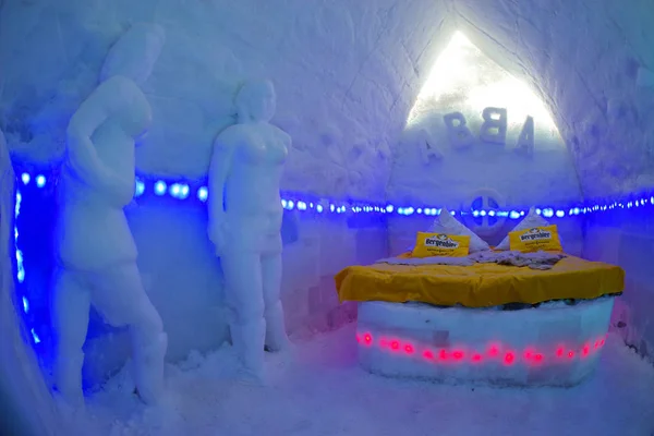 Słynny Ice Hotel Zamarznięte Jezioro Balea Europie Fagaras Góry Siedmiogrodzie — Zdjęcie stockowe