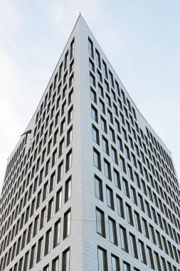 Bir modern ofis kurumsal yapının cephe. Modern sanayi ile cam bina. Arka plan.