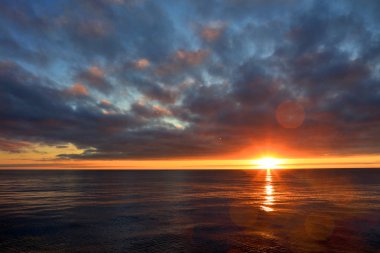 Atlantik okyanusunda gün batımı