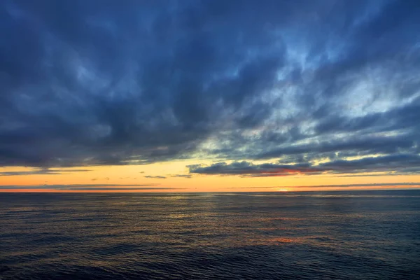 Puesta Sol Sobre Océano Atlántico — Foto de Stock