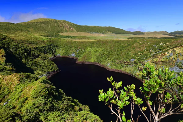 Lagoa Comprida Ilha Das Flores Arquipélago Dos Açores Portugal Europa — Fotografia de Stock