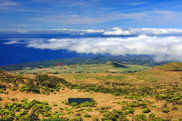 Pico Island, Azores, Portekiz, Avrupa konusunda Pico Volkan (2351m)