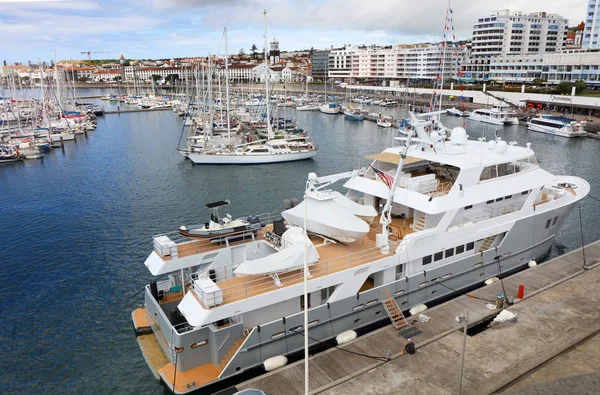 Kapal Kapal Pelabuhan Ponta Delgada Pulau Sao Miguel Azores Portugal — Stok Foto